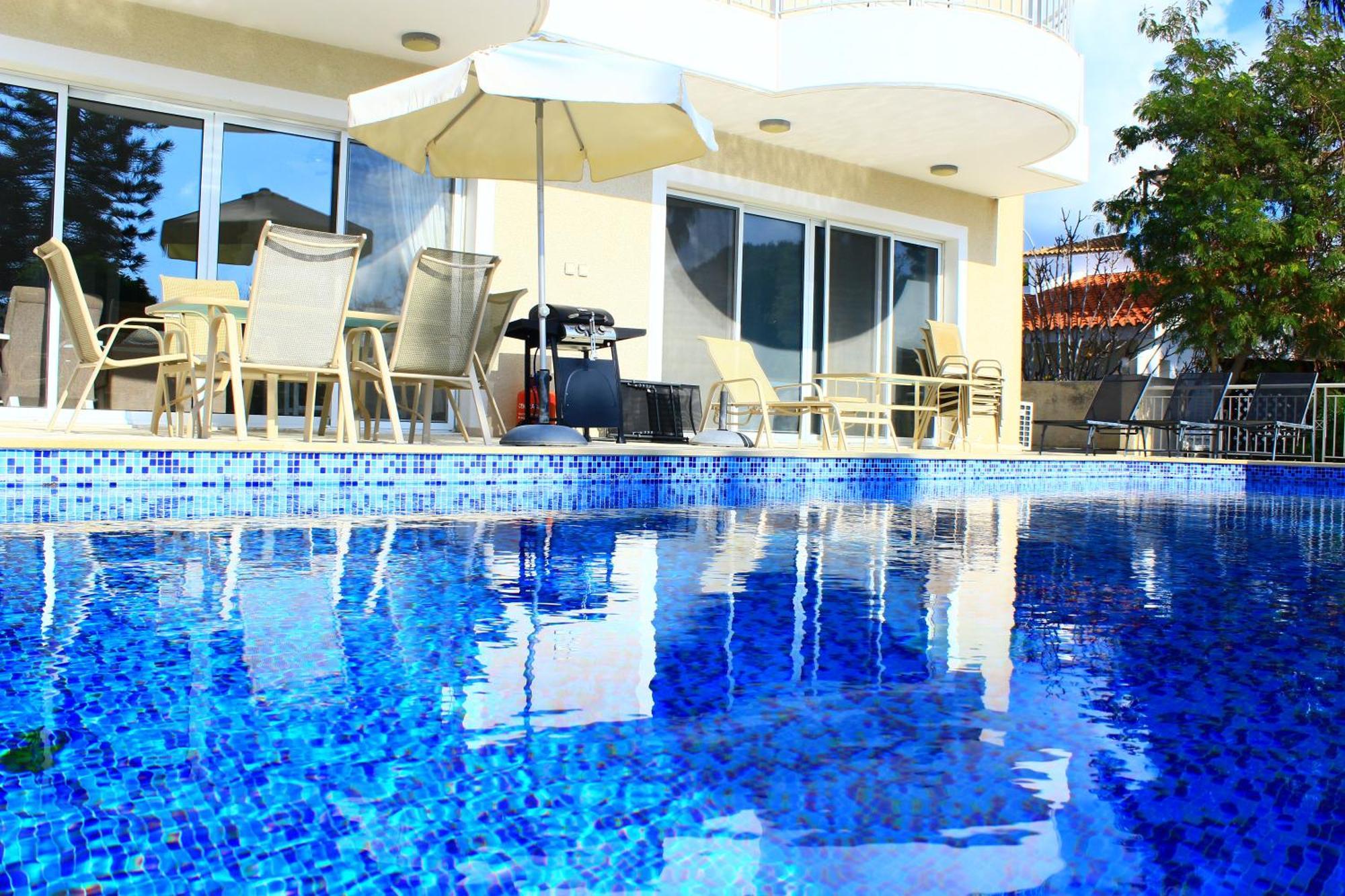Coral Blue Bay Villa คอรัลเบย์ ภายนอก รูปภาพ